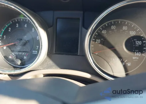 2013 Jeep Grand Cherokee Laredo Altitude z USA, uszkodzony, nr VIN 1C4RJFAT9DC576352